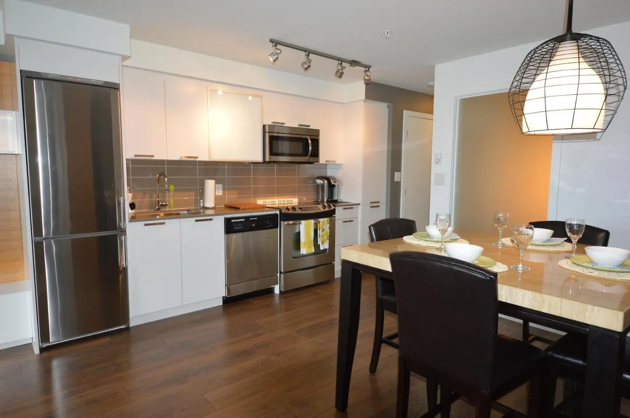 דירות New Listing In Union Building ויקטוריה קנדה